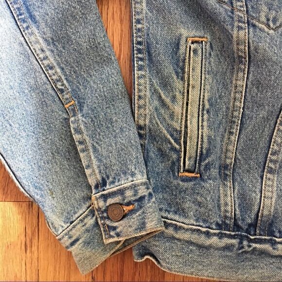 Vintage Levi’s Denim Blue Jean Jacket | Size Small - Picture 4 of 13